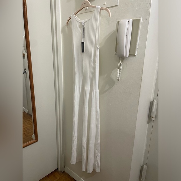 NWT Aritzia Babaton Establish Dress Boat Neck in White Size Medium - Picture 15 of 15